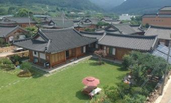 Suncheon Sagyejeol Haeoreum Hanok Pension