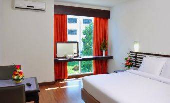 The Color Hotel Hat Yai