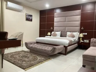 Mont Kalm Hotel and Suite Ξενοδοχεία στην πόλη 