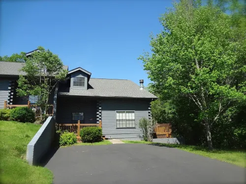 Cozy Ozarks Escape Near Branson ~ Perfect for Couples & Families
