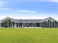 Luxury Pool Villa in Grena