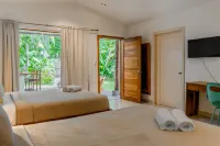 Banana Beach Bungalows