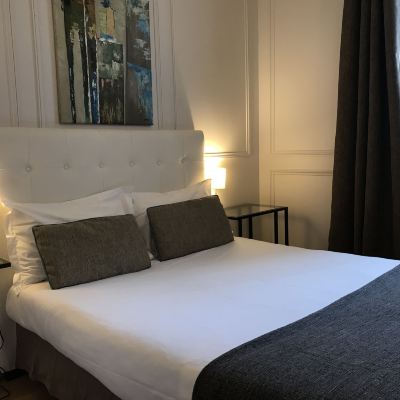 Family Room, 2 Adjacent Rooms Hotel Dauphin Promo Code