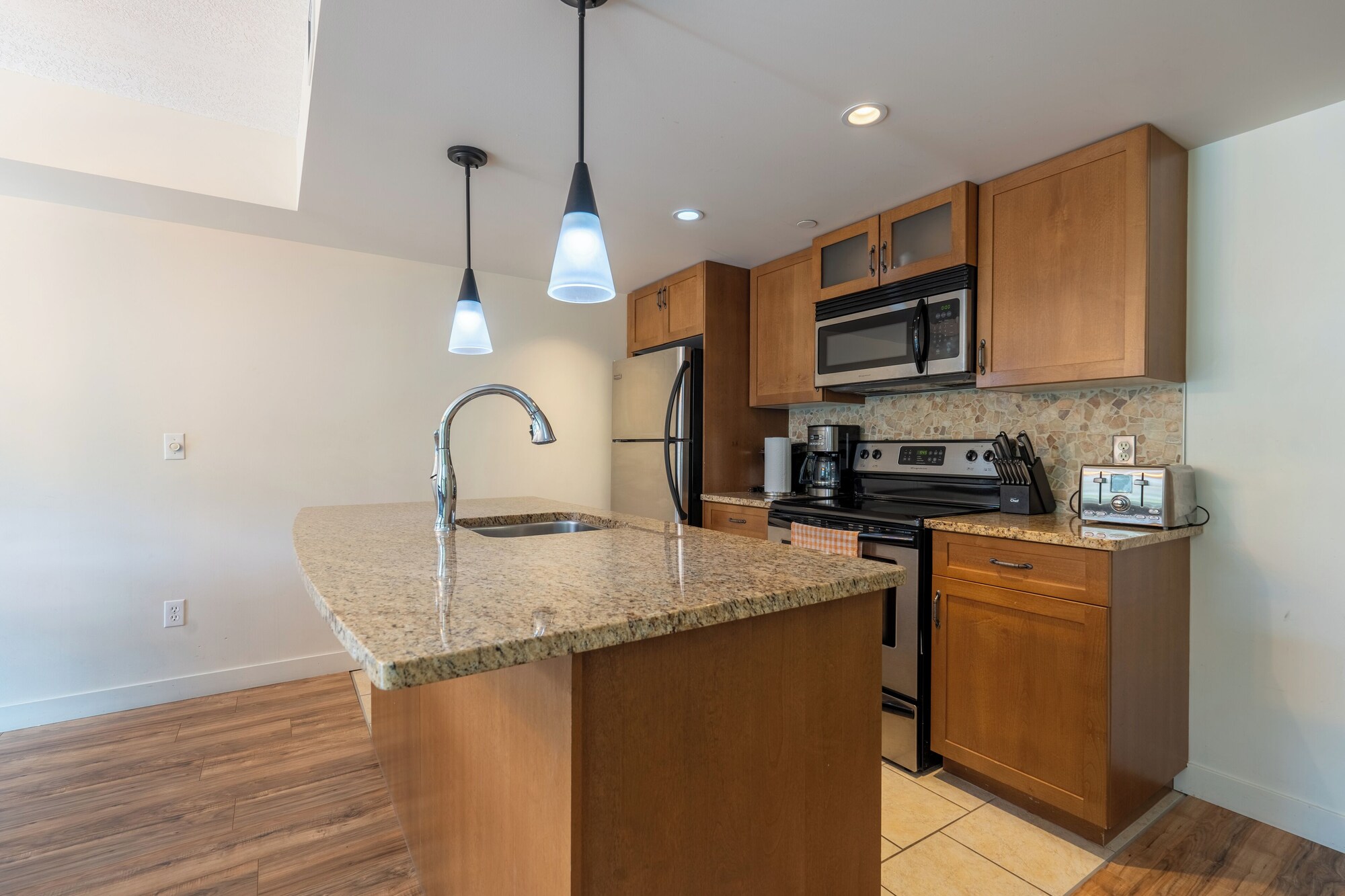 3207号两卧室带书房，两层