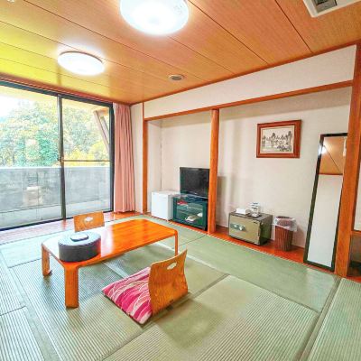 和室(本館) くつろぎの森　グリーンピア八女 クーポン