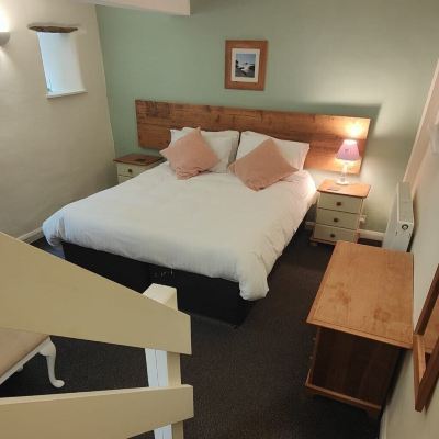 One-Bedroom Queen Suite The Mill House Promo Code
