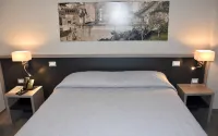 La Sosta Motel Tavola Calda Hotel di 