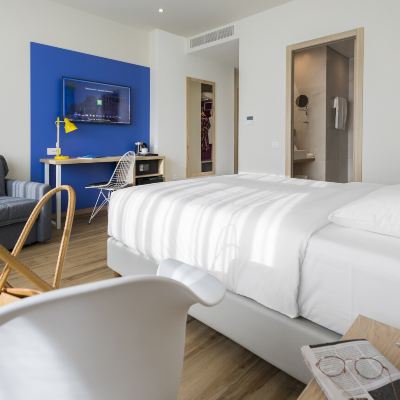 Premium Room Ibis Styles Athens Routes Promo Code