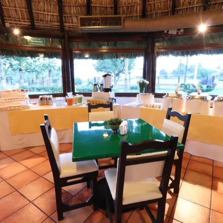 Hotel Misión Express Saltillo