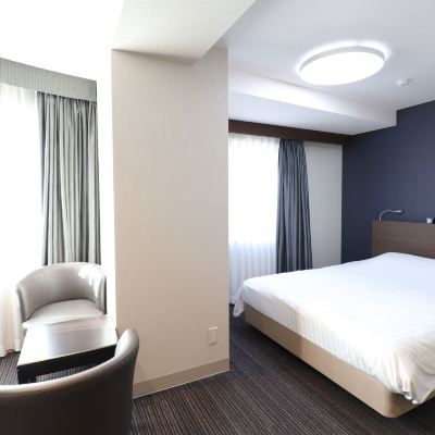 クイーンルーム(禁煙) シルクホテル　アネックス クーポン