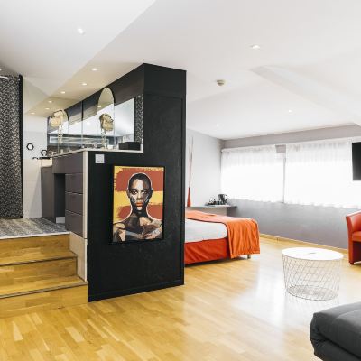 Family Junior Suite Le Carré d'Alethius Promo Code