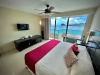 Las Flores Beach Resort Hotel di 