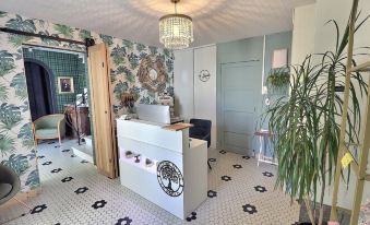 Hôtel Le Smile - Housity