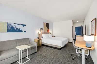 Spark by Hilton Duluth Hotels in 