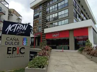 Epic Suite 407 Deluxe Airport Hotel a 