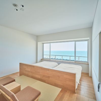 High Floor Twin with Bath, Ocean View Kameya Promo Code