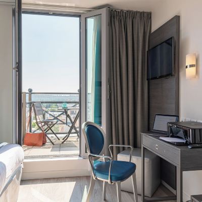 Double Room With Terrace Hôtel Versailles Chantiers Promo Code