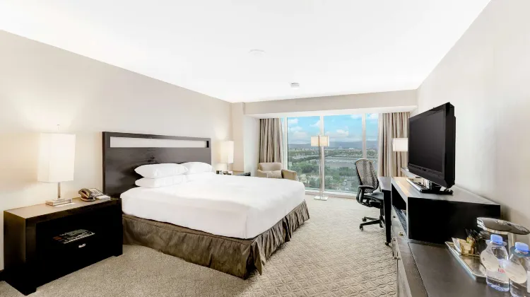 Hilton Anaheim Room