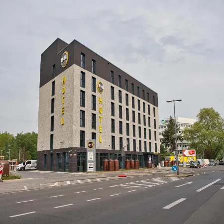 B&B HOTEL Köln-City