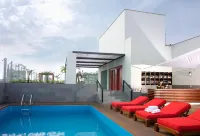 Radisson Decapolis Miraflores