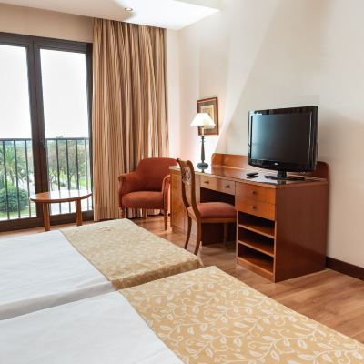 Superior Triple Room Hotel Termes Montbrió Promo Code
