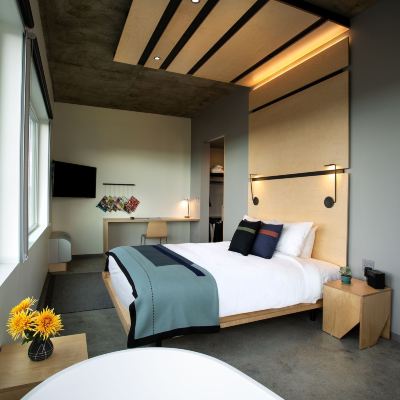 King Studio The Source Hotel Promo Code