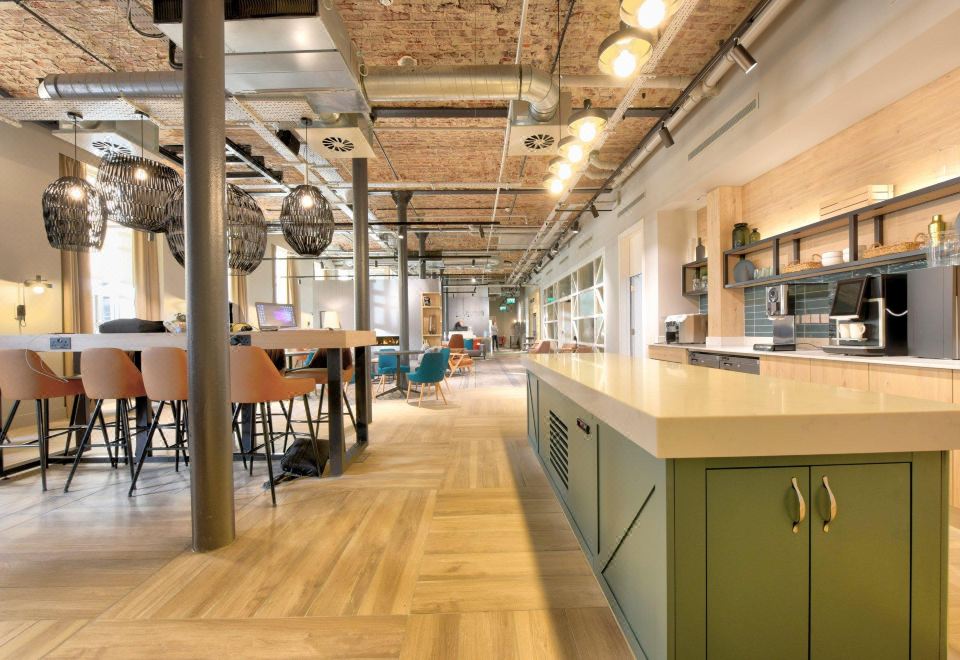 特大床一室套房