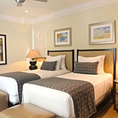 3 Bedroom Butler Beachfront Villa Suite with Plunge Pool