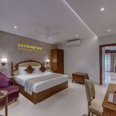 Hazel Suite with Bathtub and Balcony Grand Victoria the Fern Resort & Spa Promo Code