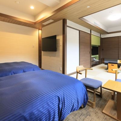 Zuiunro Room For 4 Guests: Semi-Double + Single + Ryukyu Tatami (Mountain Side) [Japanese-Western Room] [Non-Smoking] [Mountain View] 源泉湯の宿 松乃井 クーポン