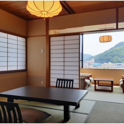 Standard Japanese-Style Room With Bed/s (Main Building) 滝の湯 クーポン