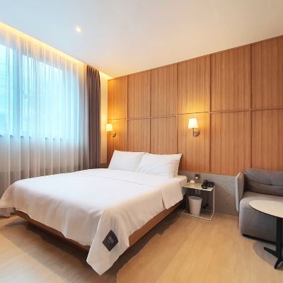 더블 스위트 Seven Bricks Hotel 쿠폰