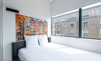 EasyHotel Amsterdam City Centre South