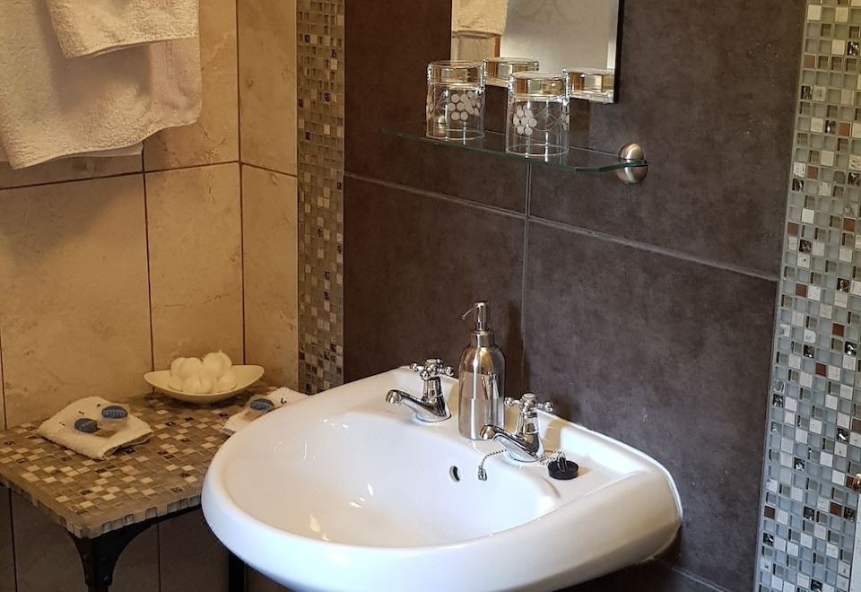 Church View House F56H977Double Room Ensuite