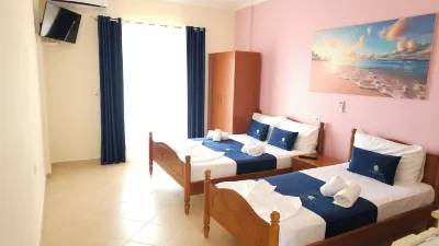 Friends House - Borsh Hotel Ξενοδοχεία στην πόλη 