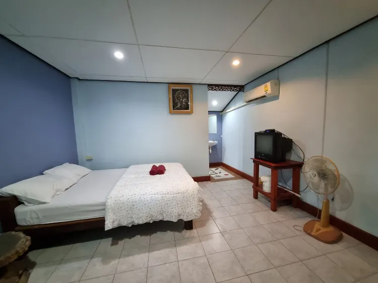 ห้องสแตนดาร์ด, ลาไน