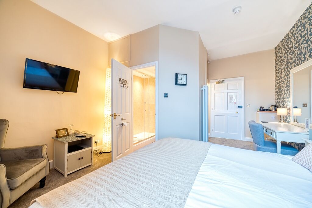 标准双人间 - 带连接浴室