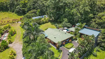 Cabañas Río Escondido en la Fortuna Hotels in 