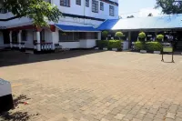 Siaya White Hotel Hotels in 