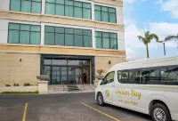 Golden Bay Hotel by Marine Parade Hotels in 