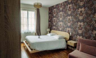 LOGIS -Hotel & Restaurant de la Place - Housity