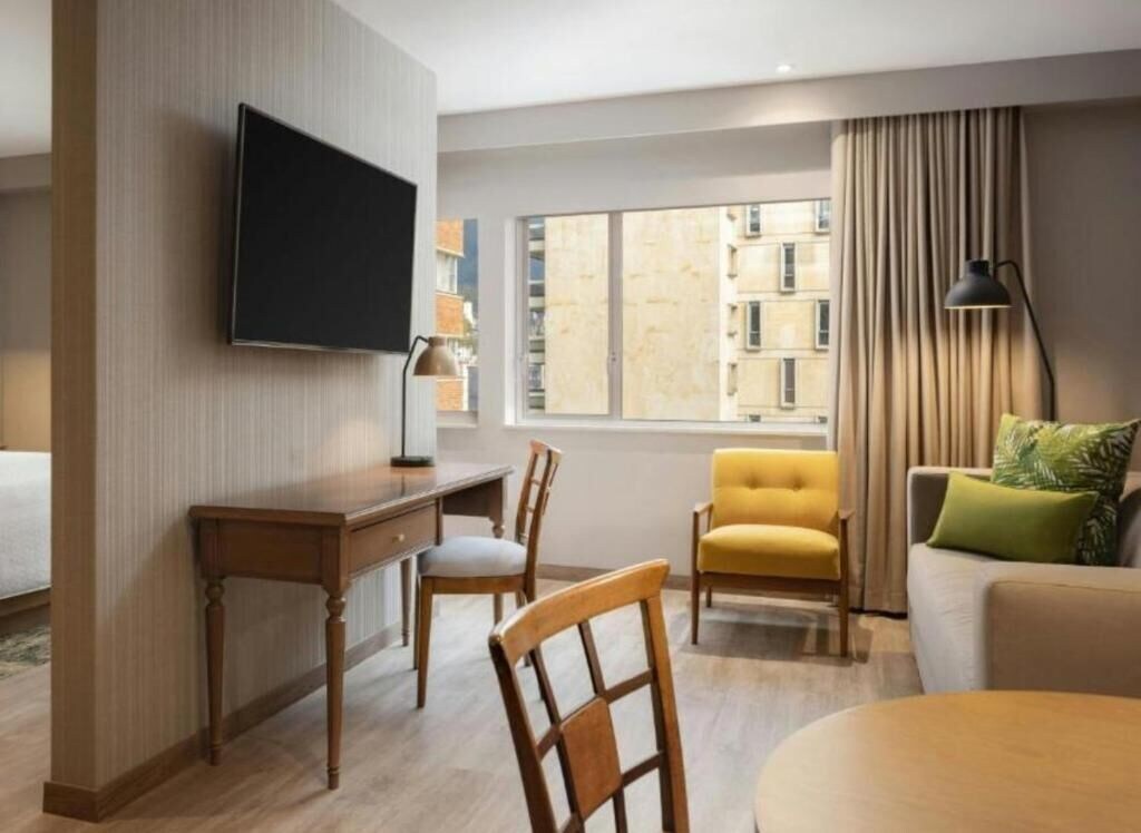 小型无障碍套房两张特大床