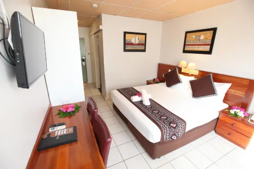 Smugglers Cove Beach Resort & Hotel