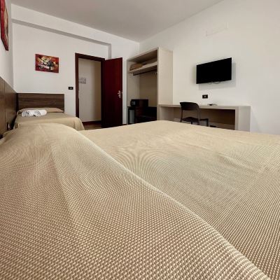 Camera Tripla Con Balcone Vista Piscina Hotel Soleado Promo Code