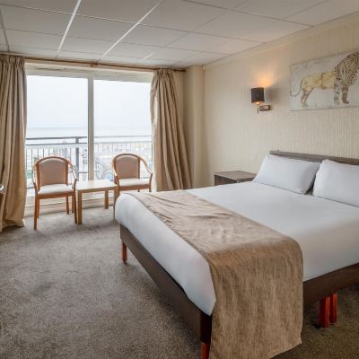 Premier Double Room The Grand Burstin Hotel Promo Code