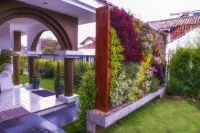 Villa Emilia Hostal