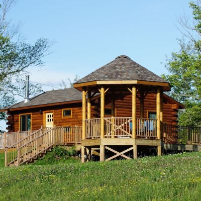 Slopeside Single Cabin (No Running Water, Shared Shower House)