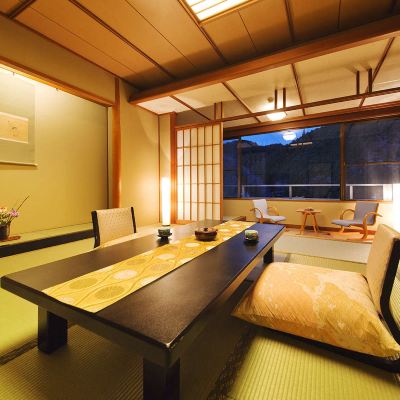 バスと山の眺め付きの広々とした和室 まろき湯の宿　湯元榊原舘　～7つのお風呂と自家源泉かけ流し～ クーポン