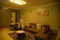 1 Bedroom Suite in 3 Bedroom Apartment