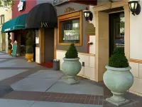 Brand Plaza Hotel